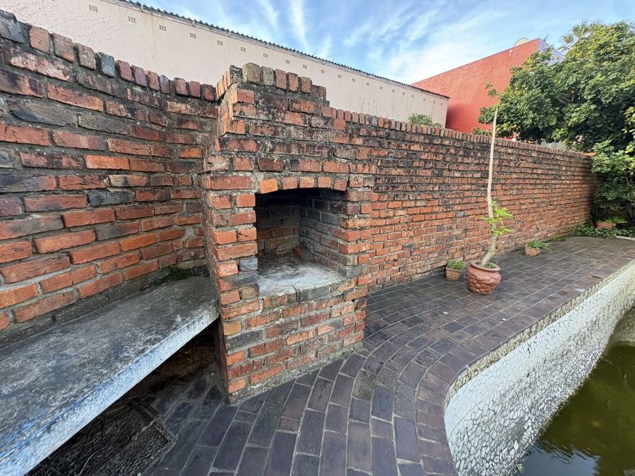 4 Bedroom Property for Sale in Quigney Eastern Cape